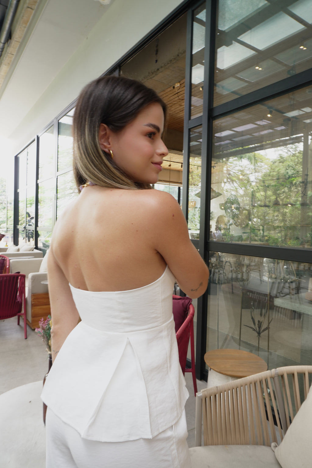 Strapless Eva Marfil